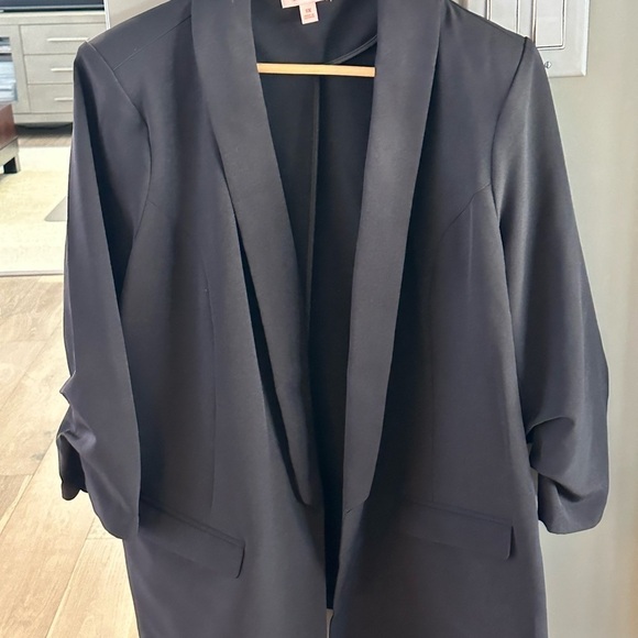 EVRI Womens Black Blazer Sz 1X - Picture 1 of 6